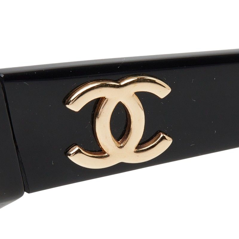 Chanel CC Logo Sunglasses Black Acetate Eyewear — view 4