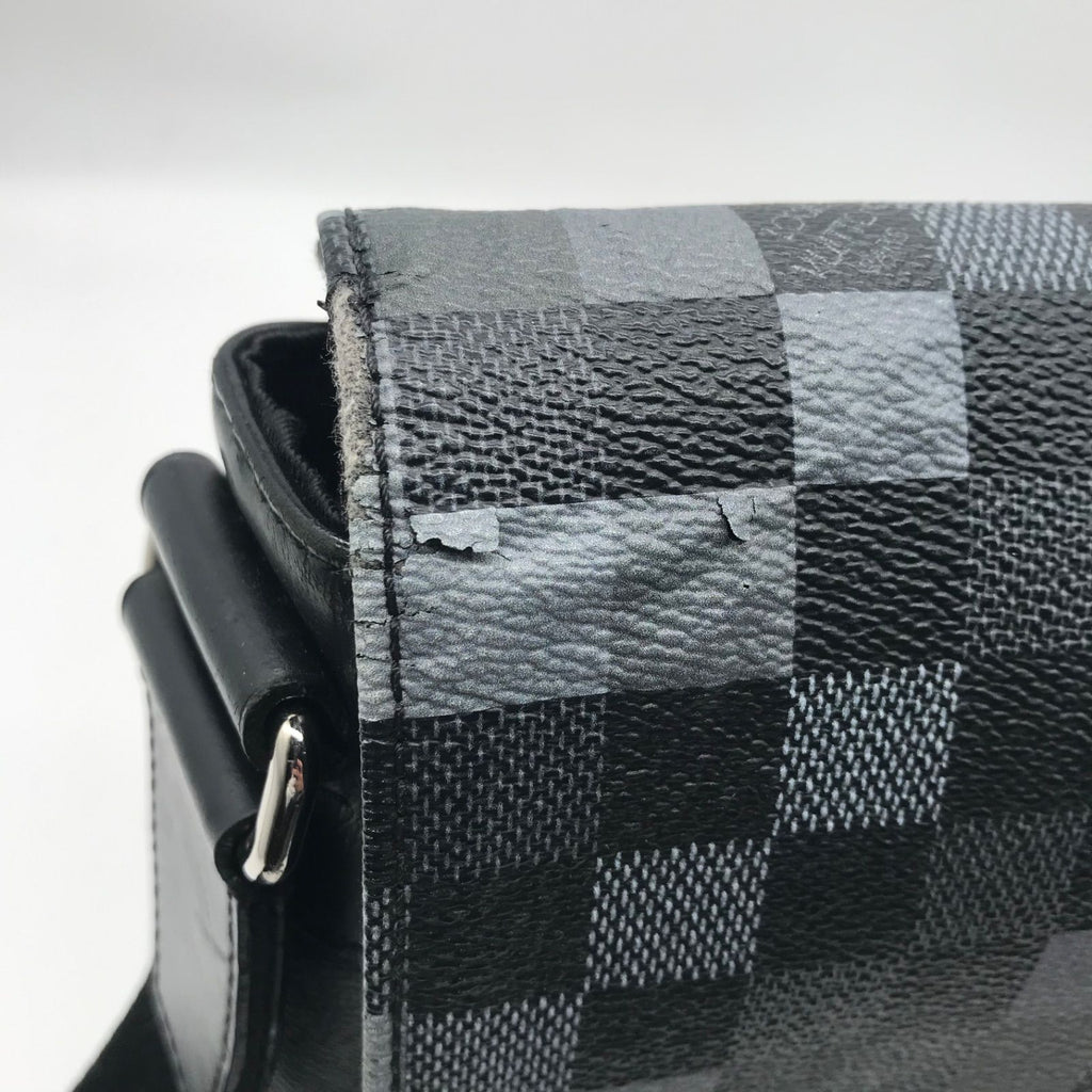 Louis Vuitton Damier Graphite Picreasing le District PM Shoulder Bag Price — view 9