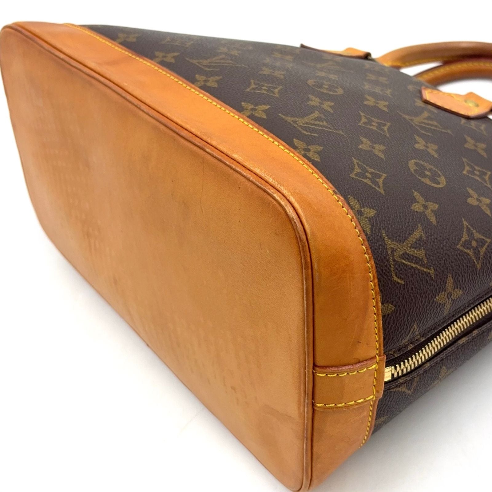 Louis Vuitton Alma PM Monogram Leather Brown Light Handbag Gold — view 6