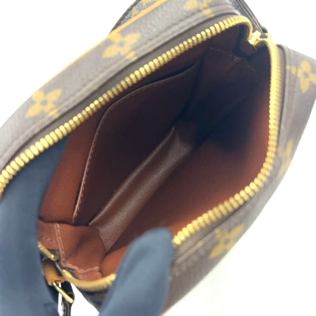 Louis Vuitton Danube Monogram Leather Brown Light Shoulder Bag Gold — view 3