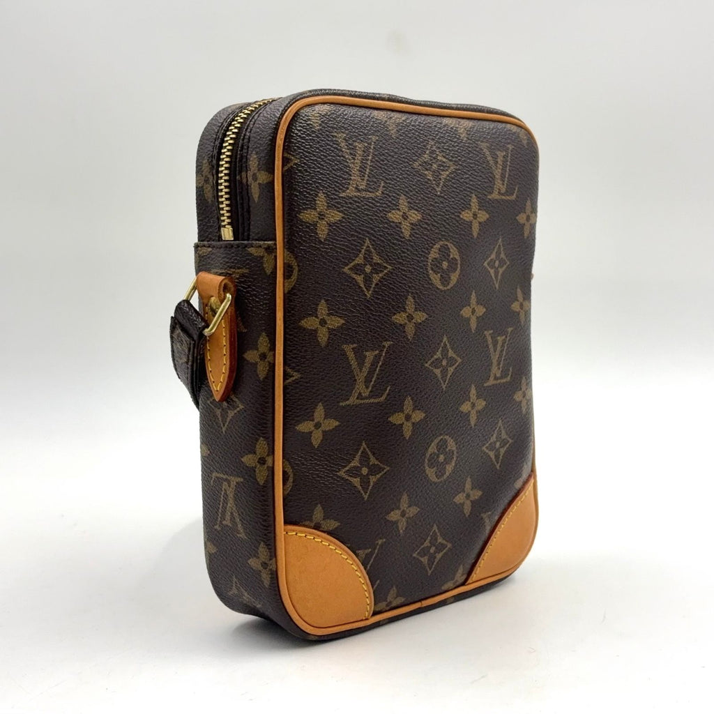 Louis Vuitton Danube Monogram Leather Brown Light Shoulder Bag Gold — view 2