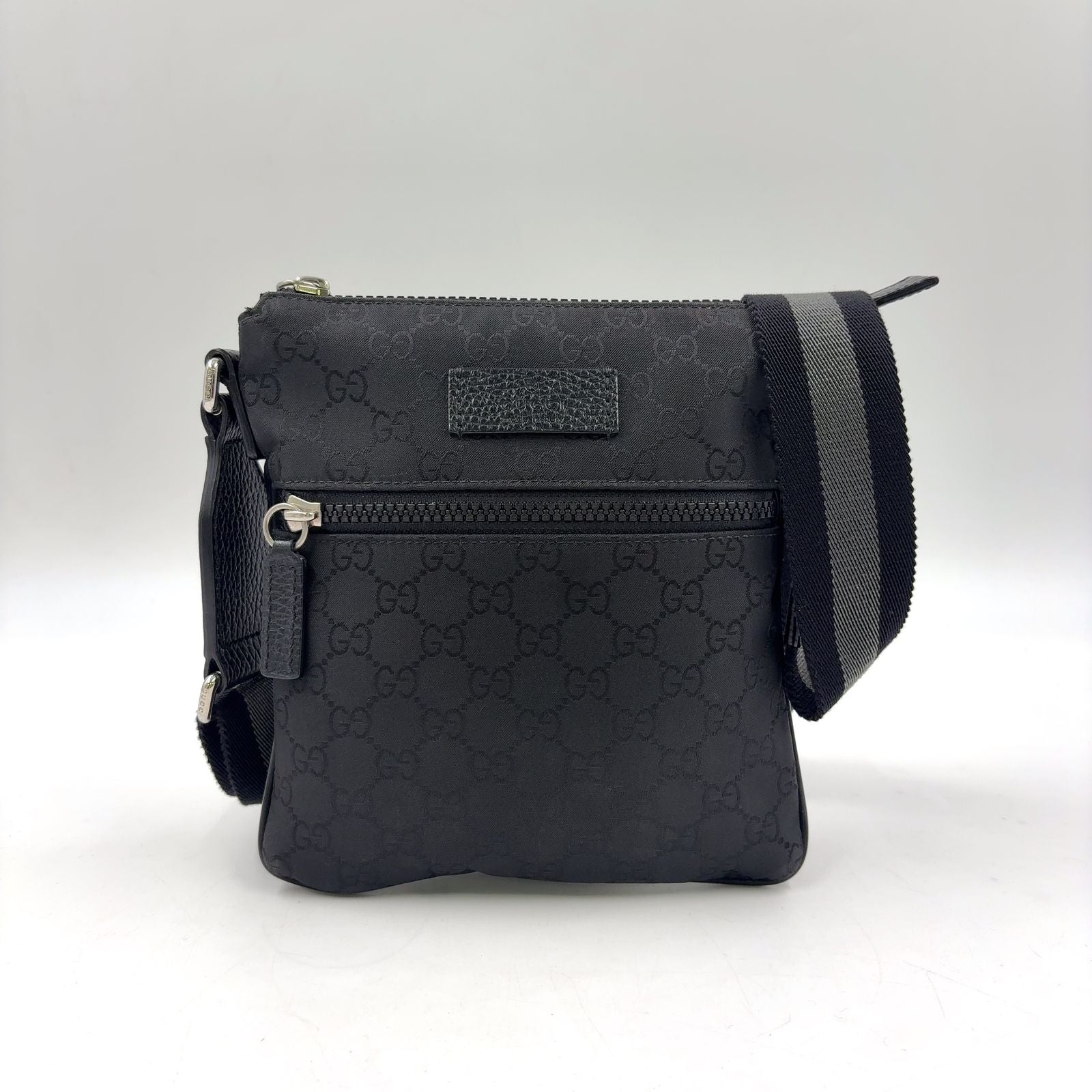 Gucci GG Pattern Nylon Leather Black Shoulder Bag Silver