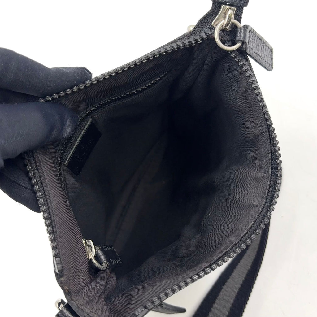 Gucci GG Pattern Nylon Leather Black Shoulder Bag Silver — view 3