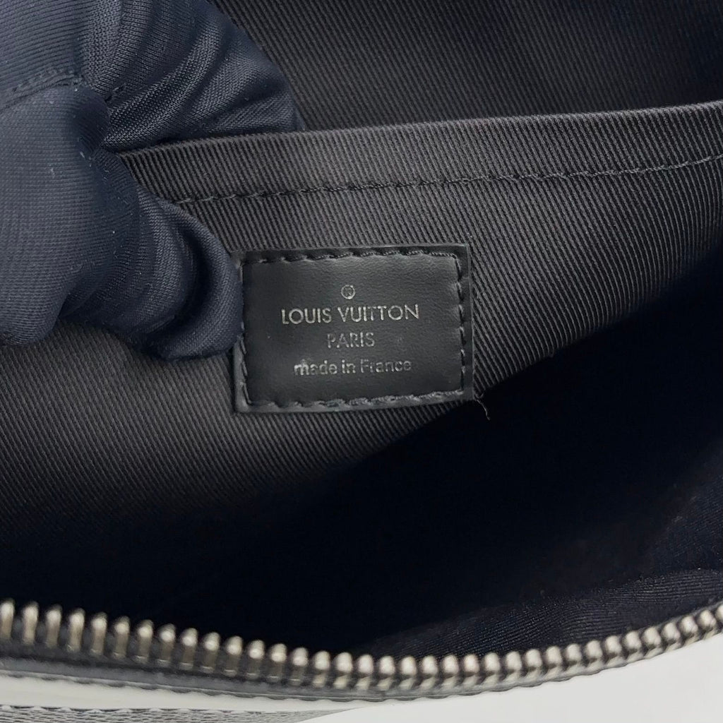 Louis Vuitton Pochette Discovery Monogram Eclipse Leather Black Clutch Silver — view 4