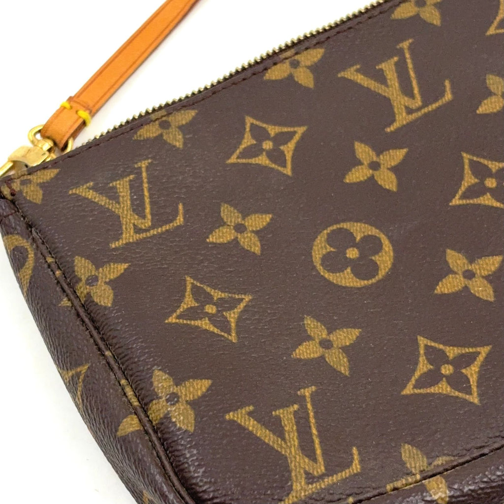 Louis Vuitton Pochette Monogram Leather Brown Handbag Gold — view 8