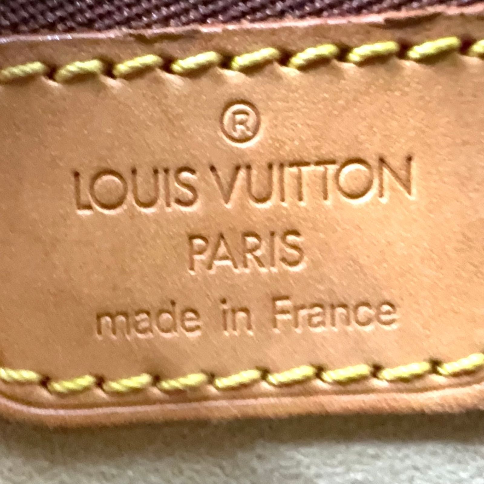 Louis Vuitton Looping MM Monogram Leather Brown Light Handbag Gold — view 4