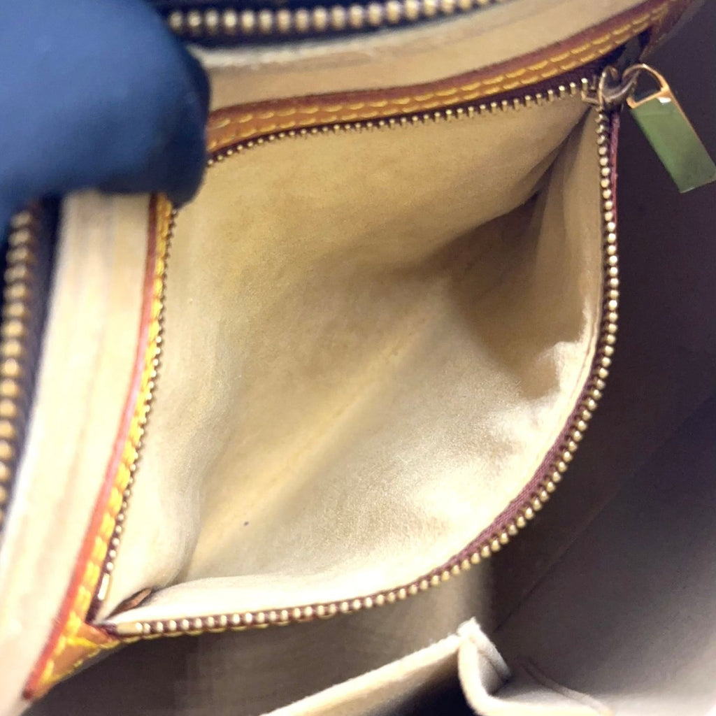 Louis Vuitton Looping MM Monogram Leather Brown Light Handbag Gold — view 8