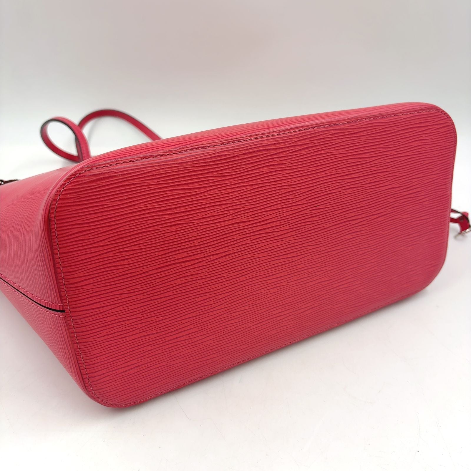 Louis Vuitton Neverfull MM Epi Leather Pink Tote Silver — view 8