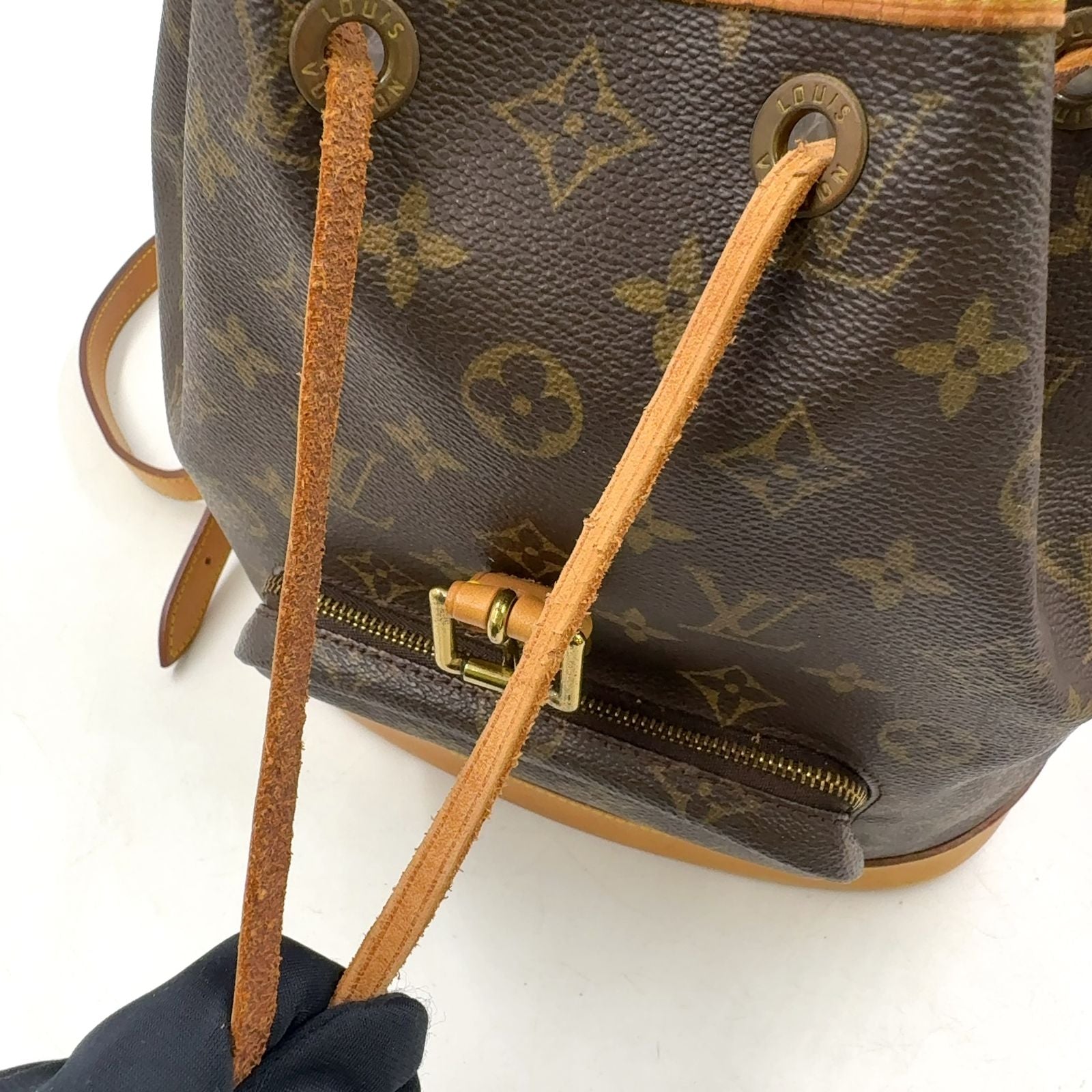 Louis Vuitton Montsouris MM Monogram Leather Brown Backpack Gold — view 6