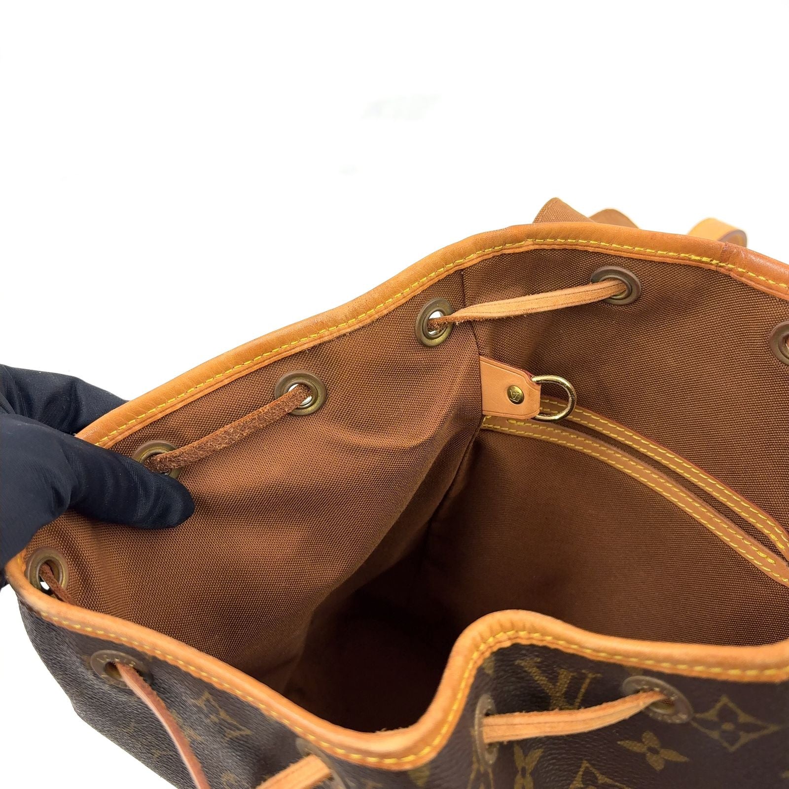 Louis Vuitton Montsouris MM Monogram Leather Brown Backpack Gold — view 8