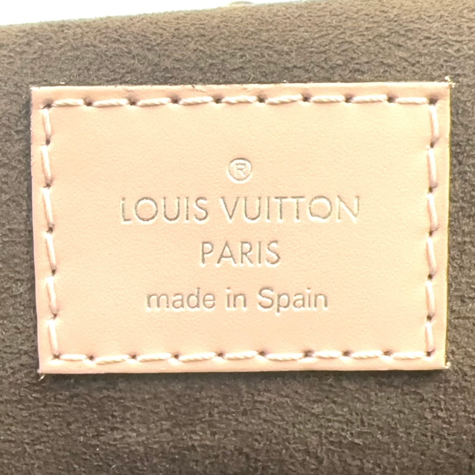Louis Vuitton Cluny BB Epi 2-Way Shoulder Leather Light Pink Handbag Silver — view 4