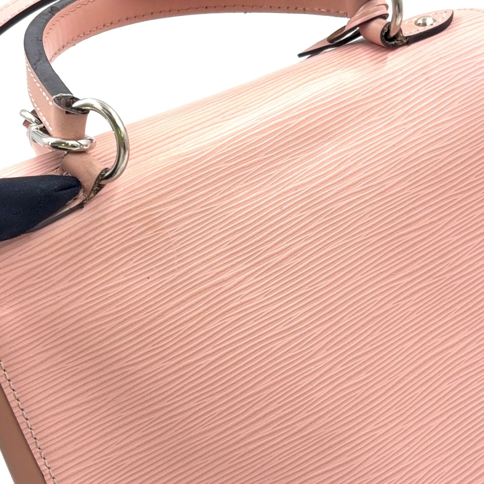 Louis Vuitton Cluny BB Epi 2-Way Shoulder Leather Light Pink Handbag Silver — view 6
