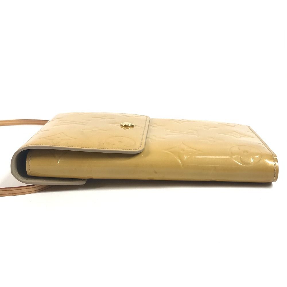 Louis Vuitton Walker Pochette Monogram Vernis Canvas Beige Pouch — view 3