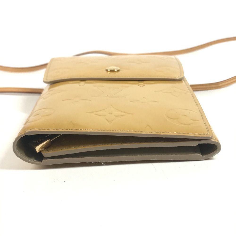Louis Vuitton Walker Pochette Monogram Vernis Canvas Beige Pouch — view 5