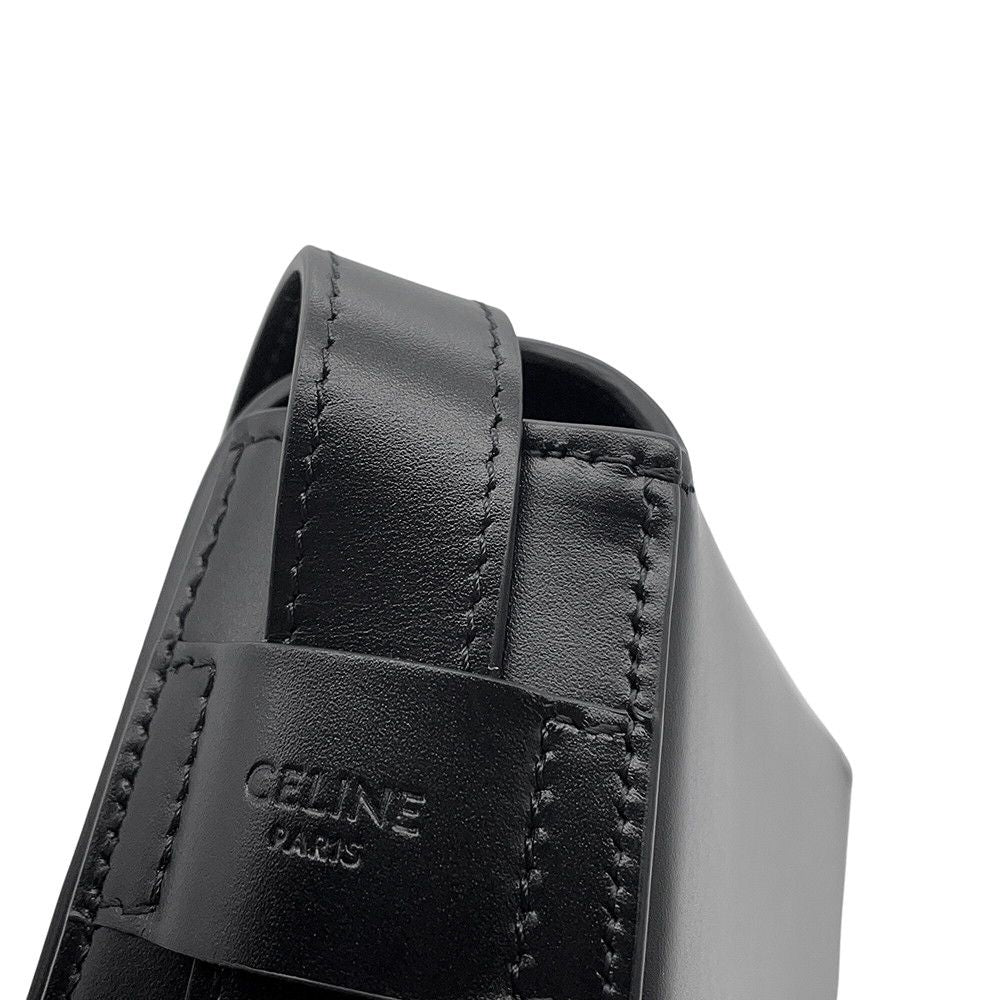 Celine Shoulder Bag Maillon Triomphe Calf Leather Black — view 7