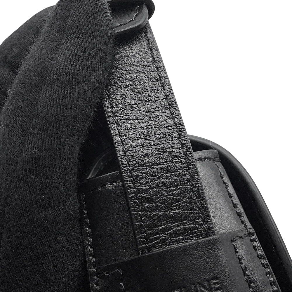Celine Shoulder Bag Maillon Triomphe Calf Leather Black — view 8