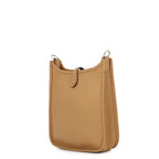 Hermes Shoulder Bag Evelyne TPM 111 Amazon Biscuit Silver Taurillon Clemence — view 2