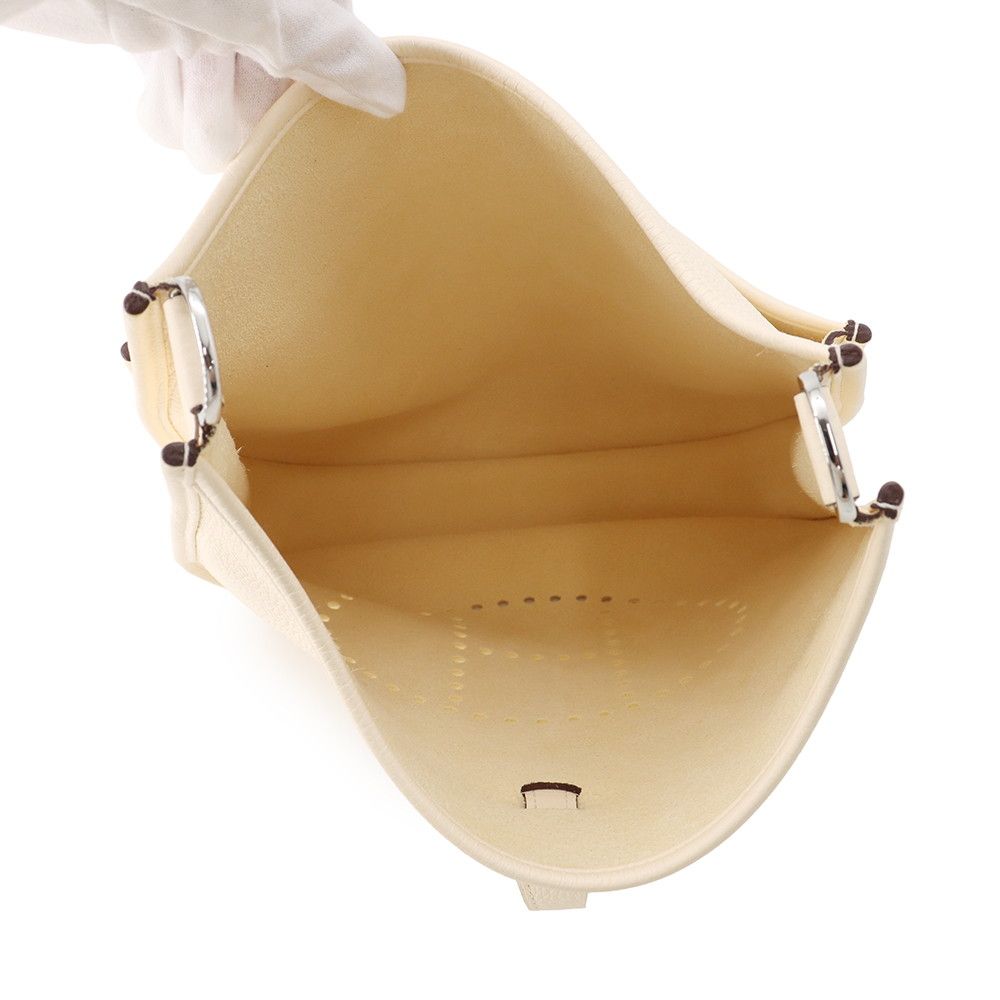Hermes Shoulder Bag Evelyne 3 PM Maxi Quadrie Yunata Silver Taurillon Clemence — view 5