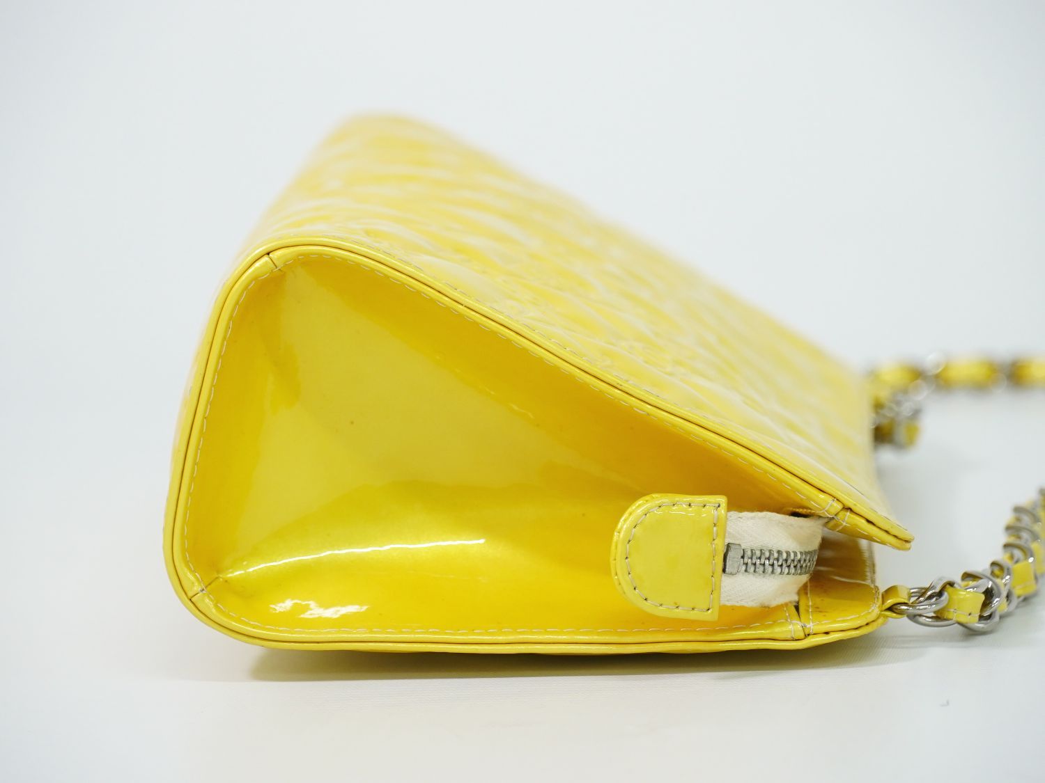 Chanel Icon Charm Chain Shoulder Bag Patent Leather Yellow Second — view 4