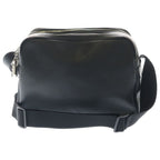 Louis Vuitton Lipo PM Taiga Shoulder Bag Black Leather Silver — view 2