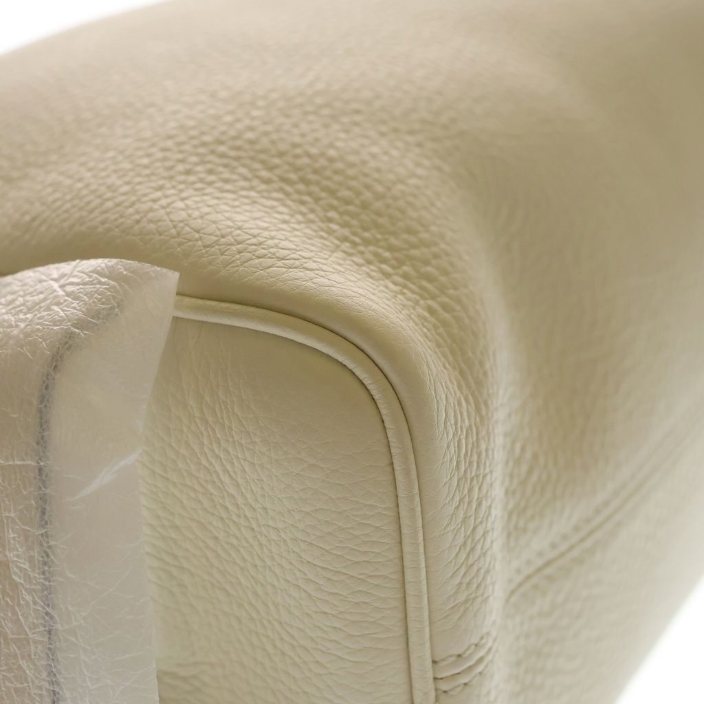 Fendi Secondbag Pouch White Leather Silver — view 5