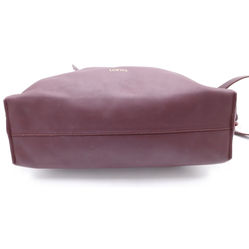 Loewe Lame Leather 2-Way Shoulder Bag Drawstring Bordeaux — view 4