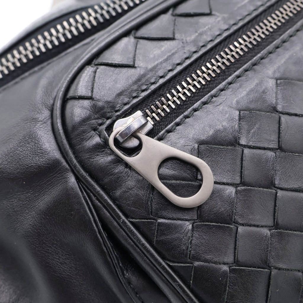 Bottega Veneta Intreccia Leather Belt Bag Black — view 6