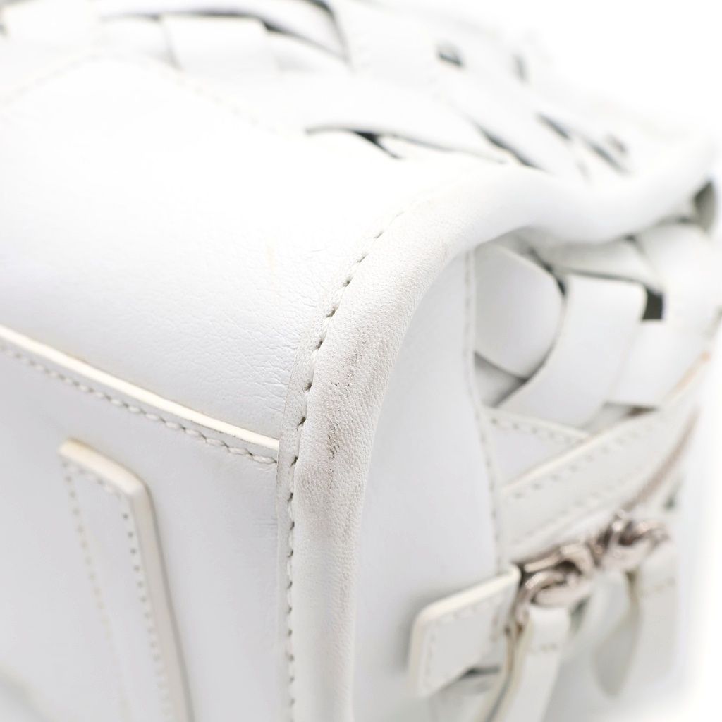 Loewe Amazona 28 Boston Bag White Leather Silver — view 5