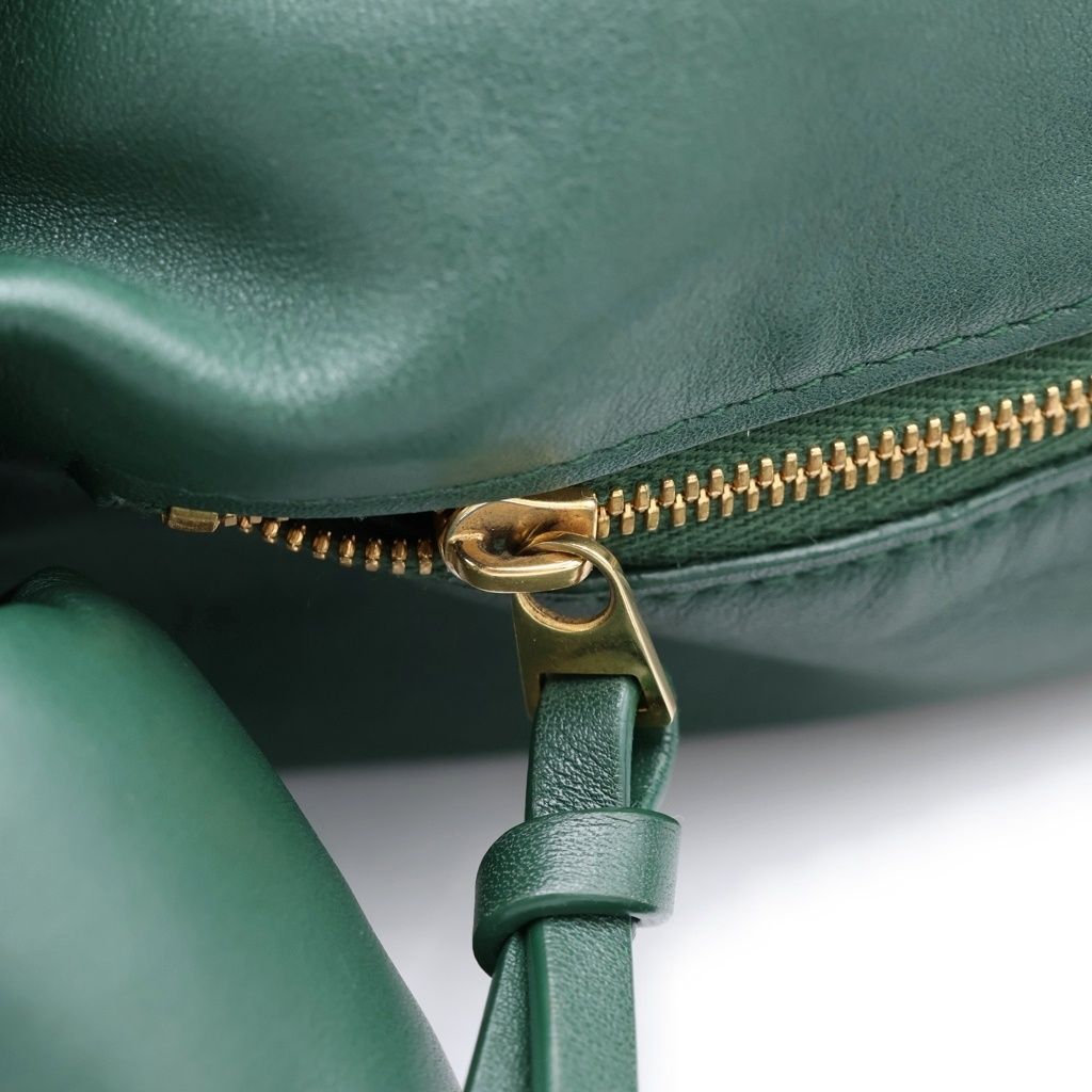Bottega Veneta Double Knot Handbag Green Leather — view 6