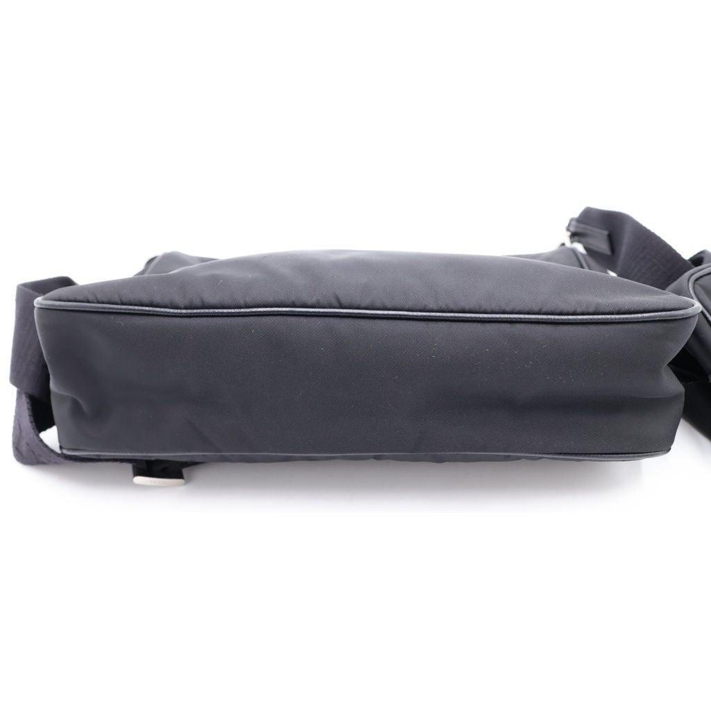 Prada Re-Nylon Shoulder Bag Nylon Triangle Logo Pouch With Shoulder Black — view 4