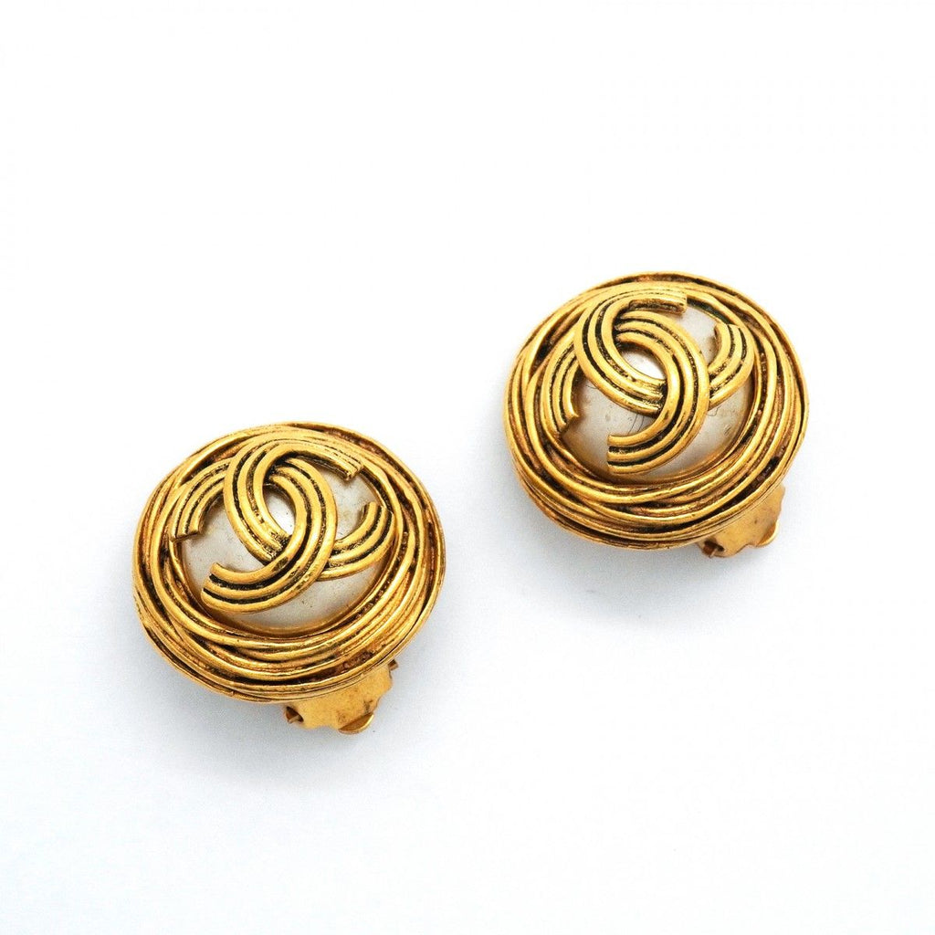 Chanel Earrings Vintage CC Logo Round — view 2