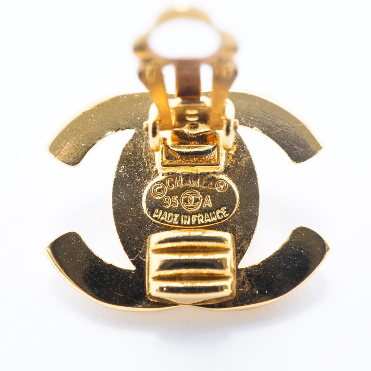 Chanel Earrings Vintage CC Logo Turnlock Gold Plated — view 4