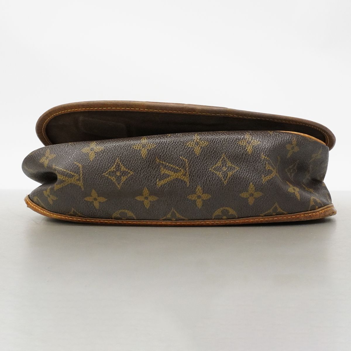 Louis Vuitton Shoulder Bag Monogram Menilmontan PM Brown — view 3
