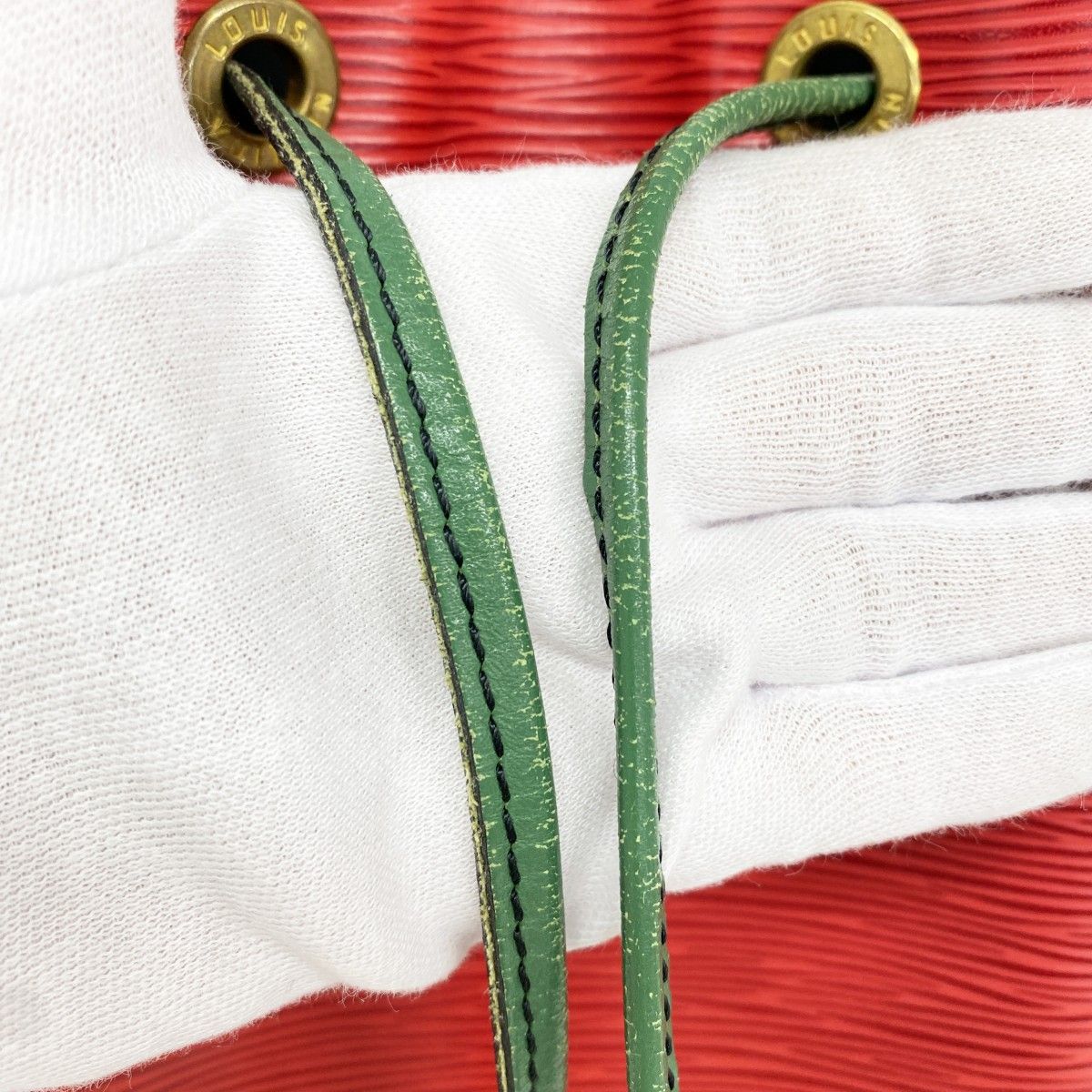 Louis Vuitton Shoulder Bag Epi Noe Castilian Red Toledo Blue Borneo Green — view 8