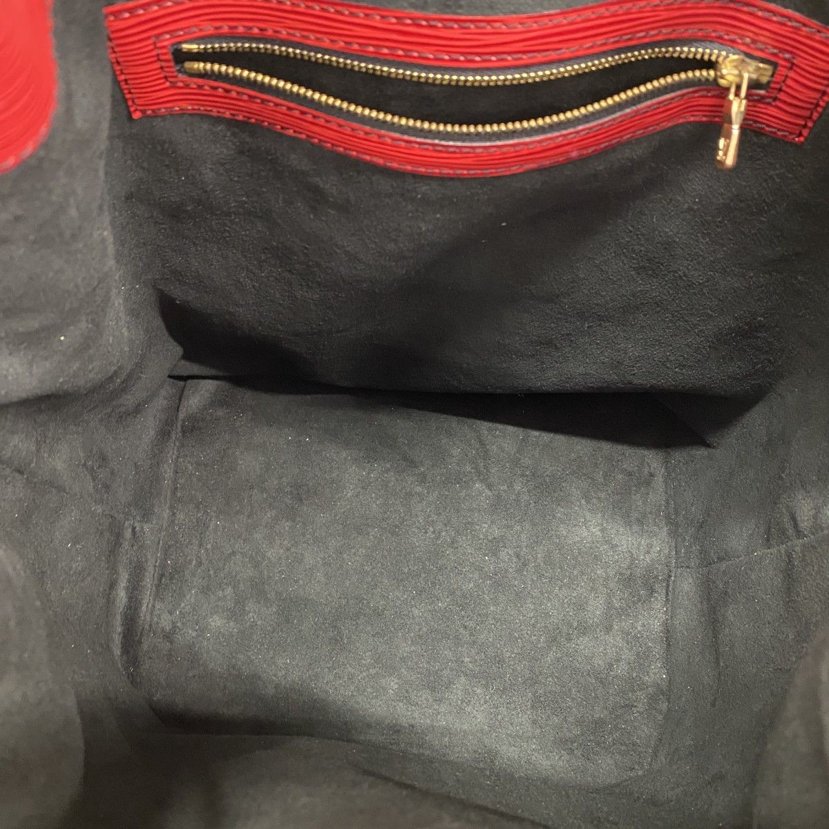 Louis Vuitton Shoulder Bag Epi Noe Castilian Red Toledo Blue Borneo Green — view 4