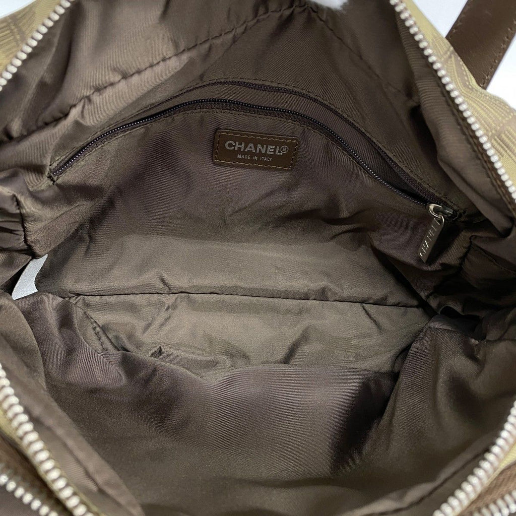 Chanel Handbag New Travel Nylon Khaki Silver 2-Way — view 4