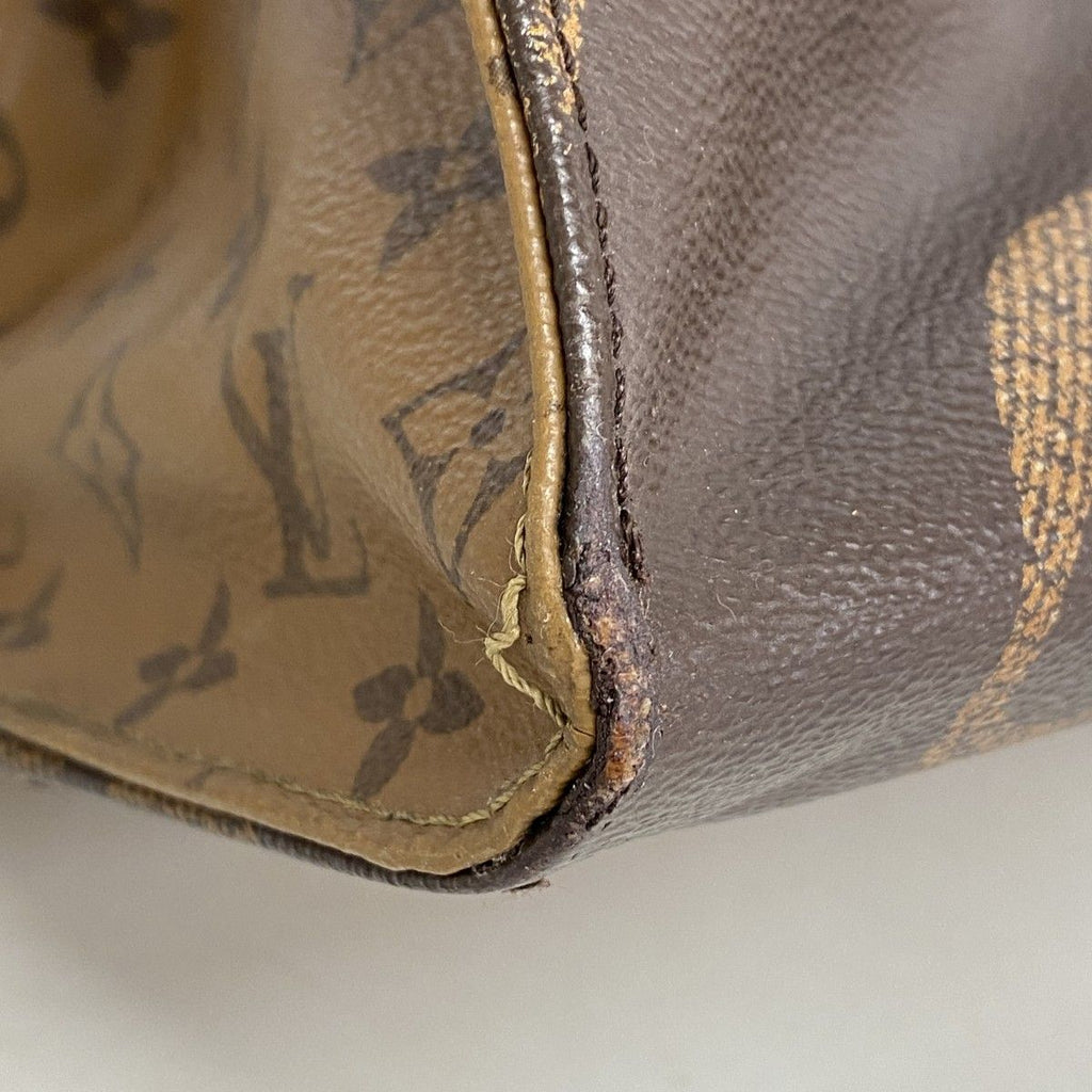 Louis Vuitton Tote Monogram Giant Reverse On The Go GM Brown 2-Way — view 6