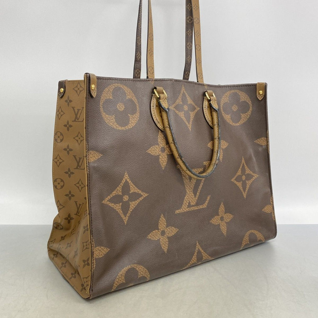 Louis Vuitton Tote Monogram Giant Reverse On The Go GM Brown 2-Way — view 2