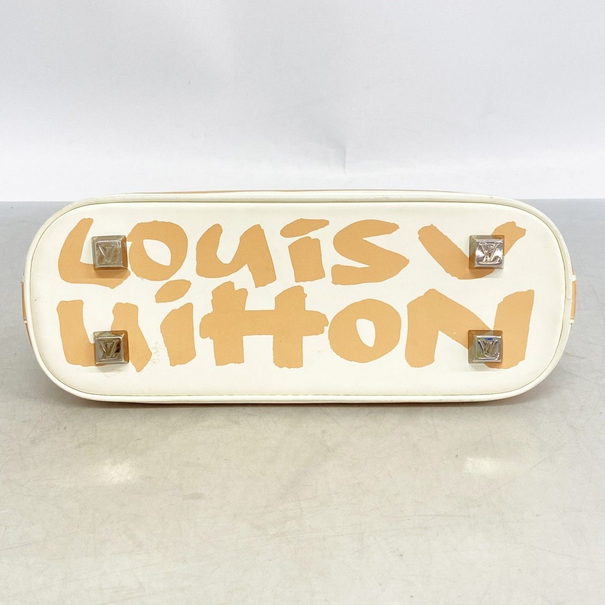 Louis Vuitton Handbag Graffiti Alma PM Beige — view 3