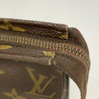 Louis Vuitton Pouch Monogram Pochette Toilet 19 Brown — view 7