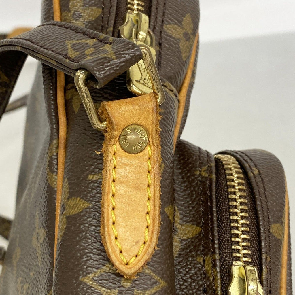 Louis Vuitton Shoulder Bag Monogram Amazon Brown — view 7