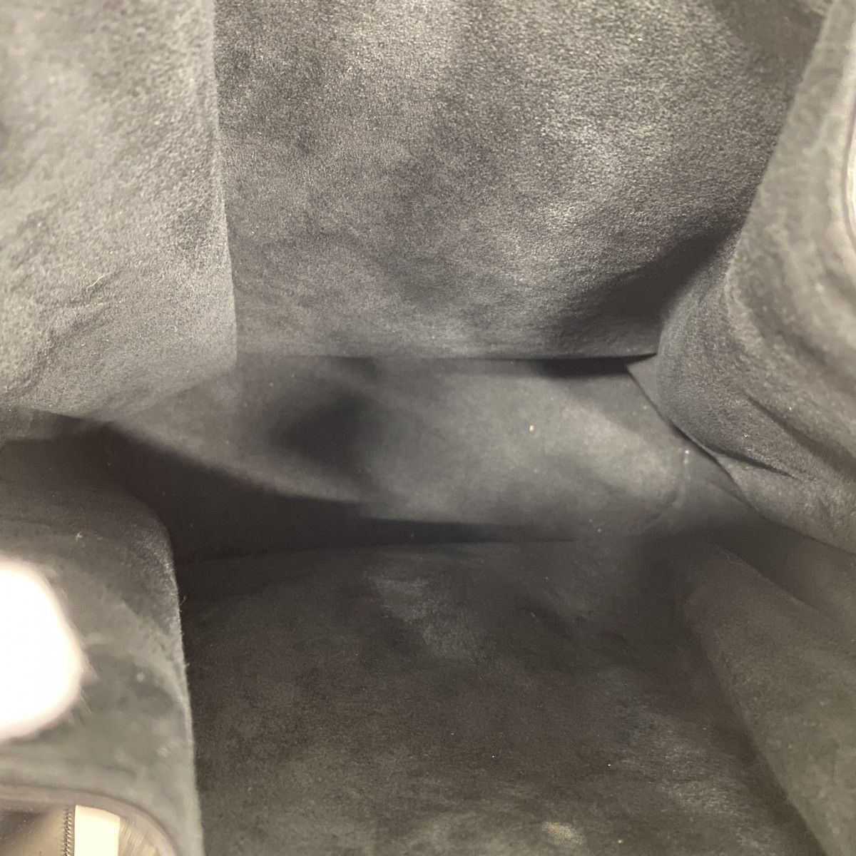 Louis Vuitton Shoulder Bag Epi Sac Depot GM Noir — view 4
