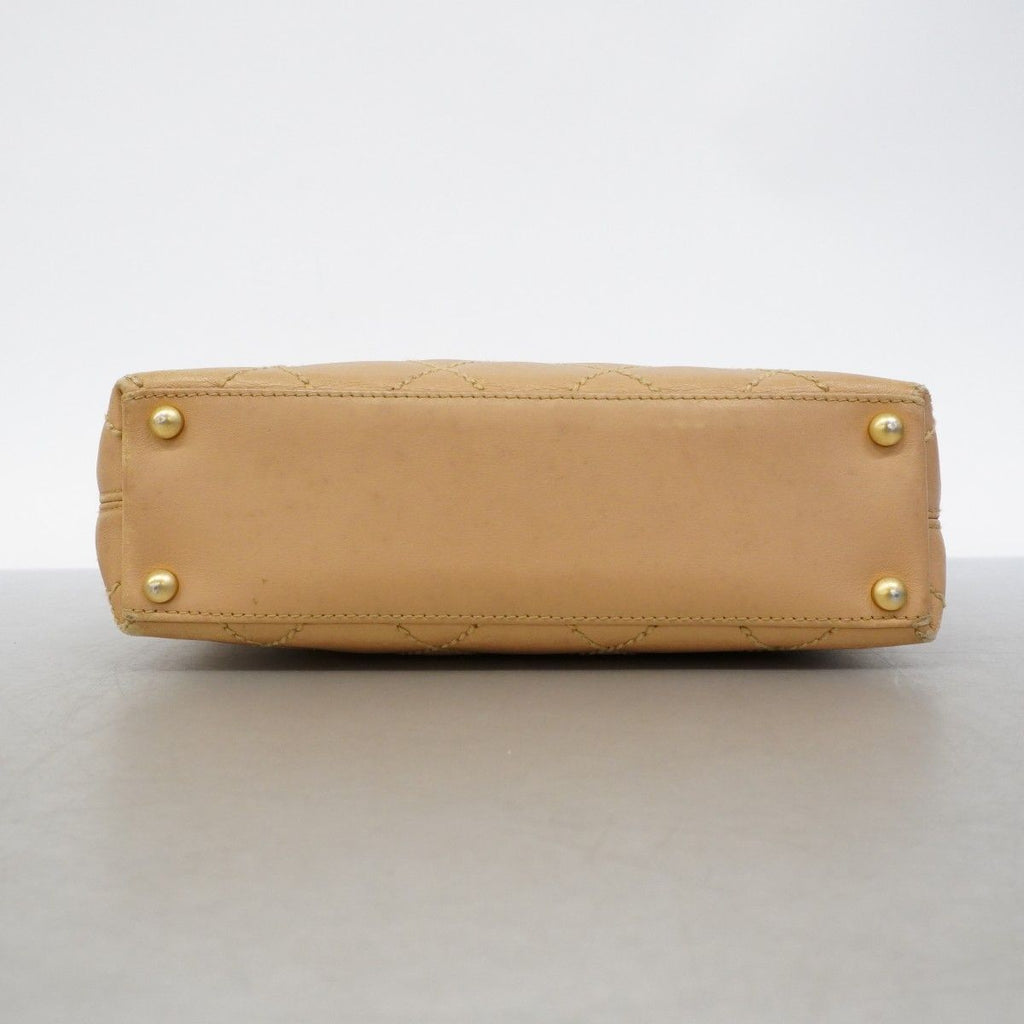 Chanel Tote Wild Stitch Lambskin Beige Gold — view 3