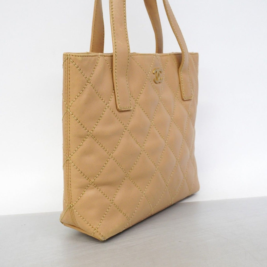 Chanel Tote Wild Stitch Lambskin Beige Gold — view 2