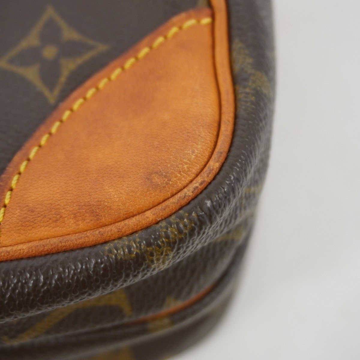 Louis Vuitton Shoulder Bag Monogram Amazon Brown — view 7