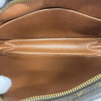Louis Vuitton Clutch Monogram Compiegne 23 Brown — view 4