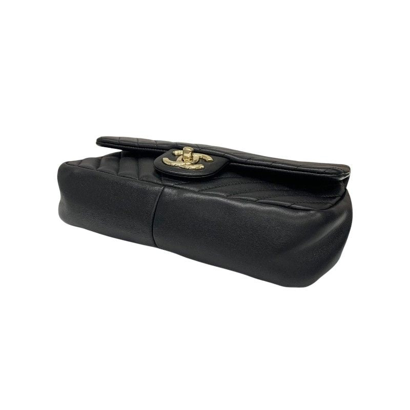 Chanel Shoulder Bag Black Gold Chez Blanc CC Logo Stitch Double Chain Turnlock — view 4