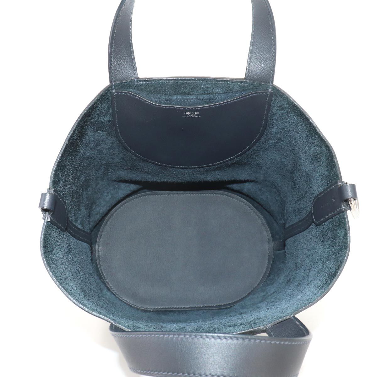 Hermes in the Loop 23 Hand Bag Taurillon Clemence Swift Silver — view 7
