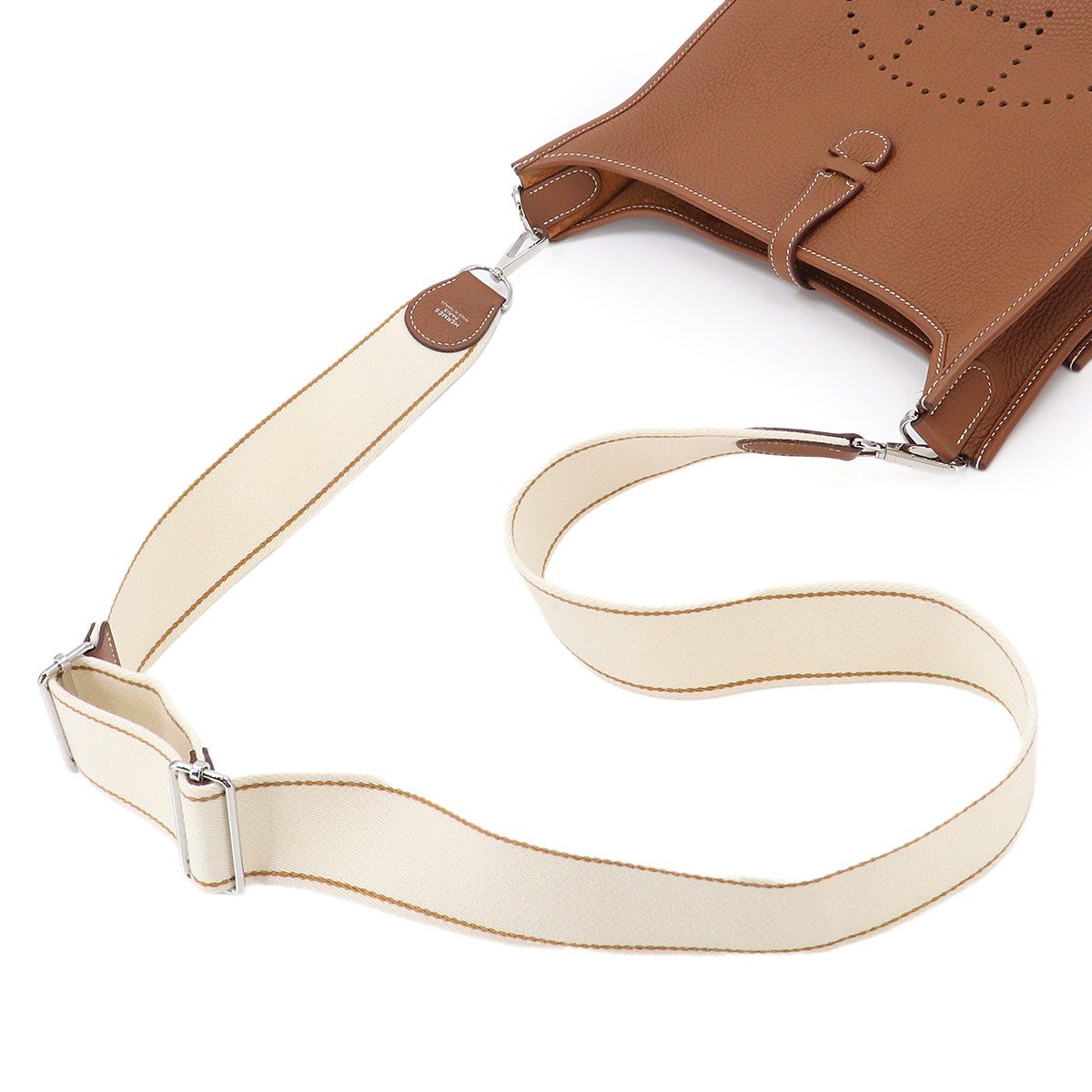 Hermes Evelyne 3 PM Amazon Shoulder Bag Taurillon Clemence Gold Silver — view 6