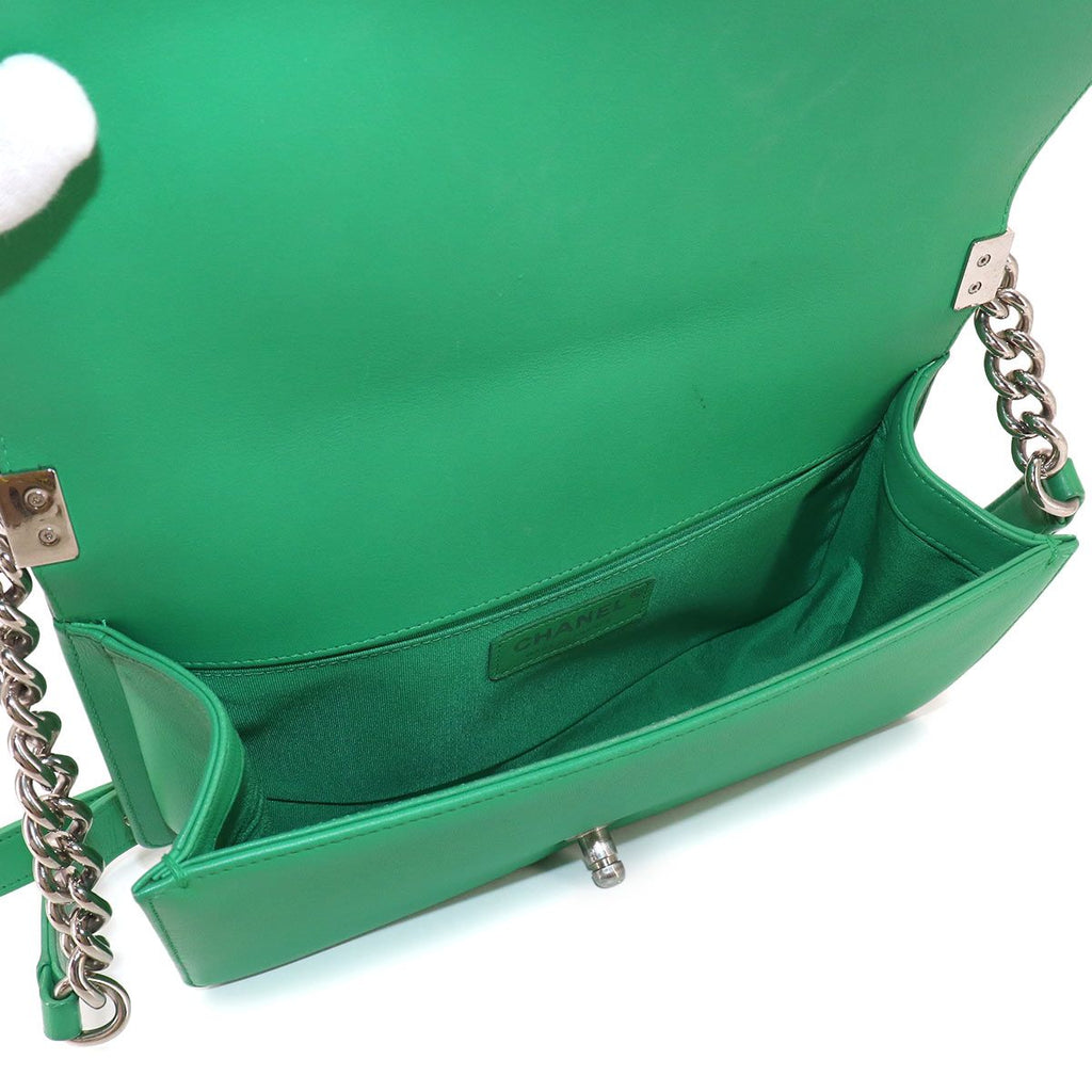 Chanel Boy Chain Shoulder Bag Lambskin Green Silver — view 6